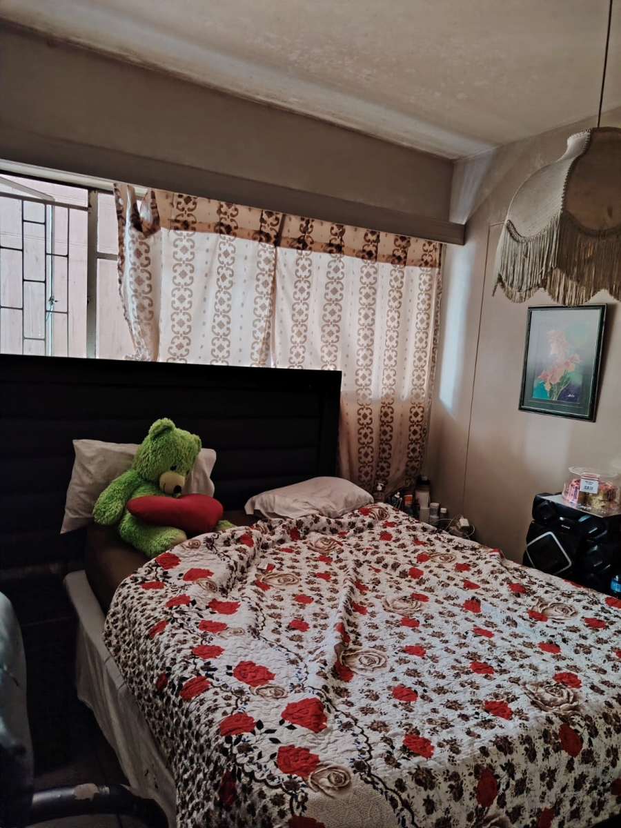2 Bedroom Property for Sale in Sunnyside Gauteng