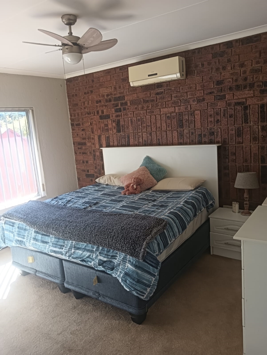 3 Bedroom Property for Sale in Mayberry Park Gauteng