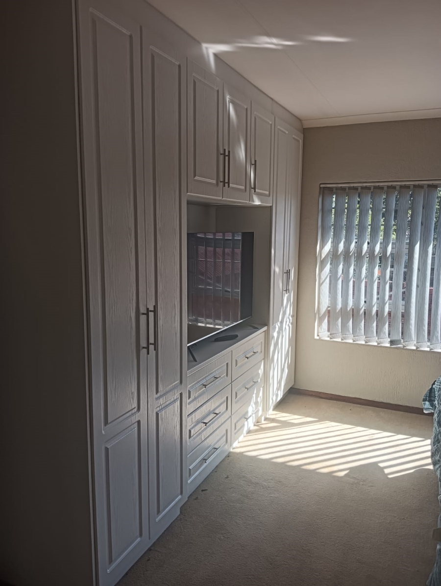 3 Bedroom Property for Sale in Mayberry Park Gauteng