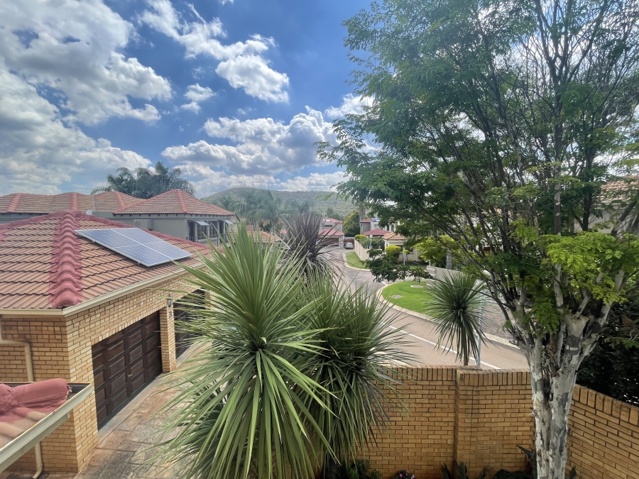 4 Bedroom Property for Sale in Eldo Glen Gauteng