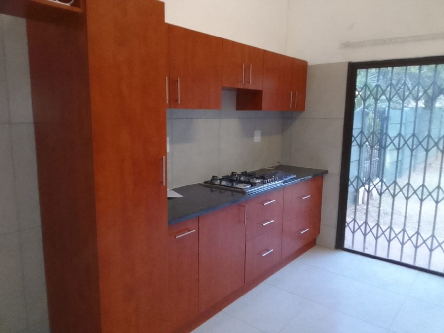 To Let 2 Bedroom Property for Rent in Parkhill Gardens Gauteng