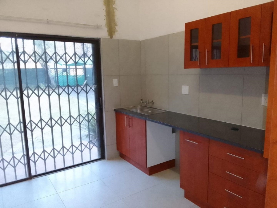 To Let 2 Bedroom Property for Rent in Parkhill Gardens Gauteng