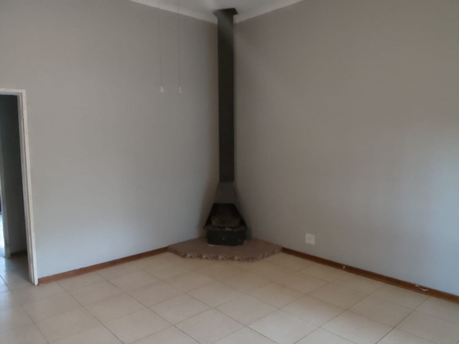 To Let 2 Bedroom Property for Rent in Parkhill Gardens Gauteng