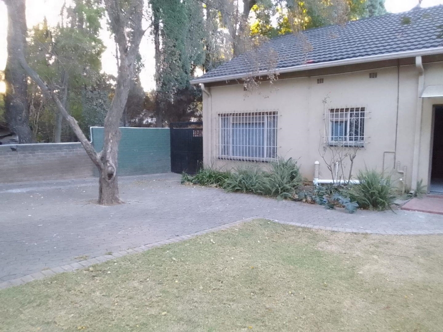 To Let 2 Bedroom Property for Rent in Parkhill Gardens Gauteng