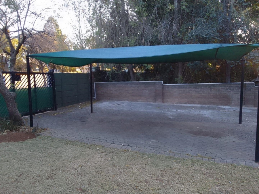 To Let 2 Bedroom Property for Rent in Parkhill Gardens Gauteng