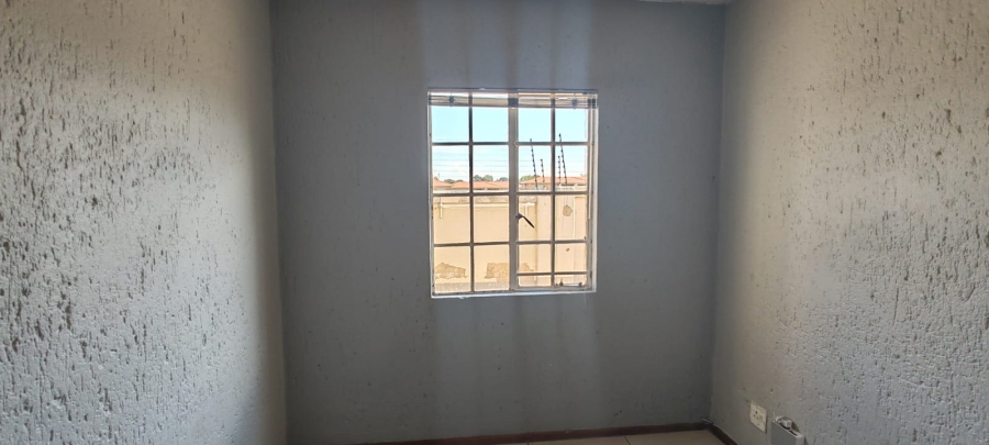 2 Bedroom Property for Sale in Bartlett Gauteng
