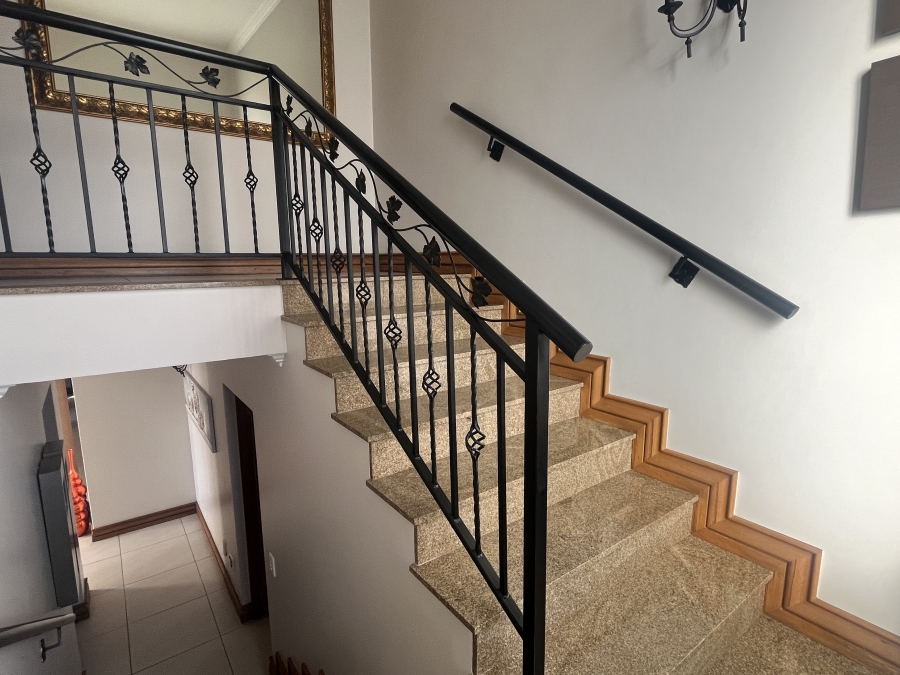 3 Bedroom Property for Sale in Marais Steyn Park Gauteng