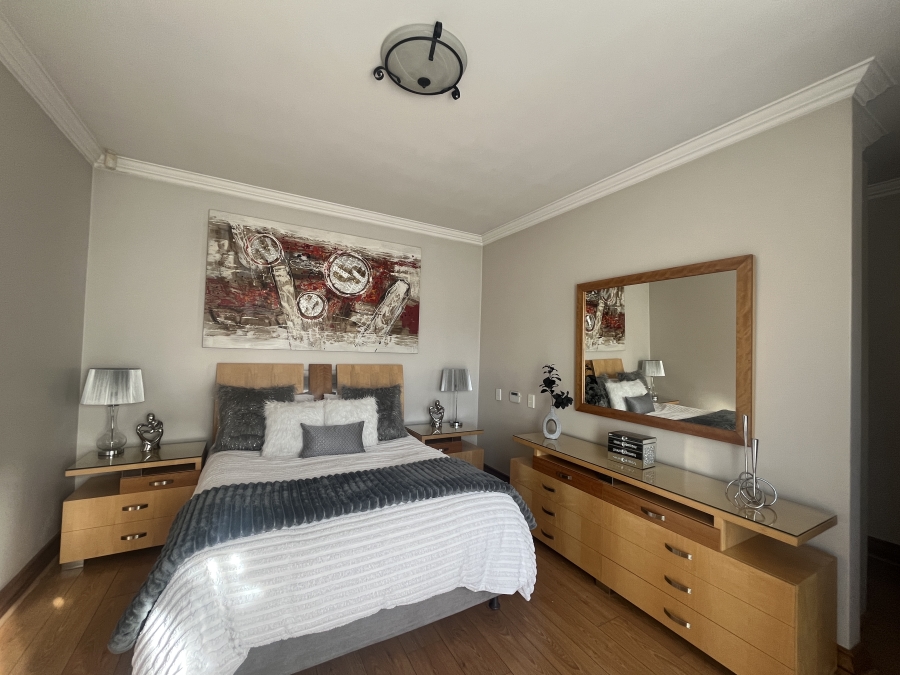 3 Bedroom Property for Sale in Marais Steyn Park Gauteng