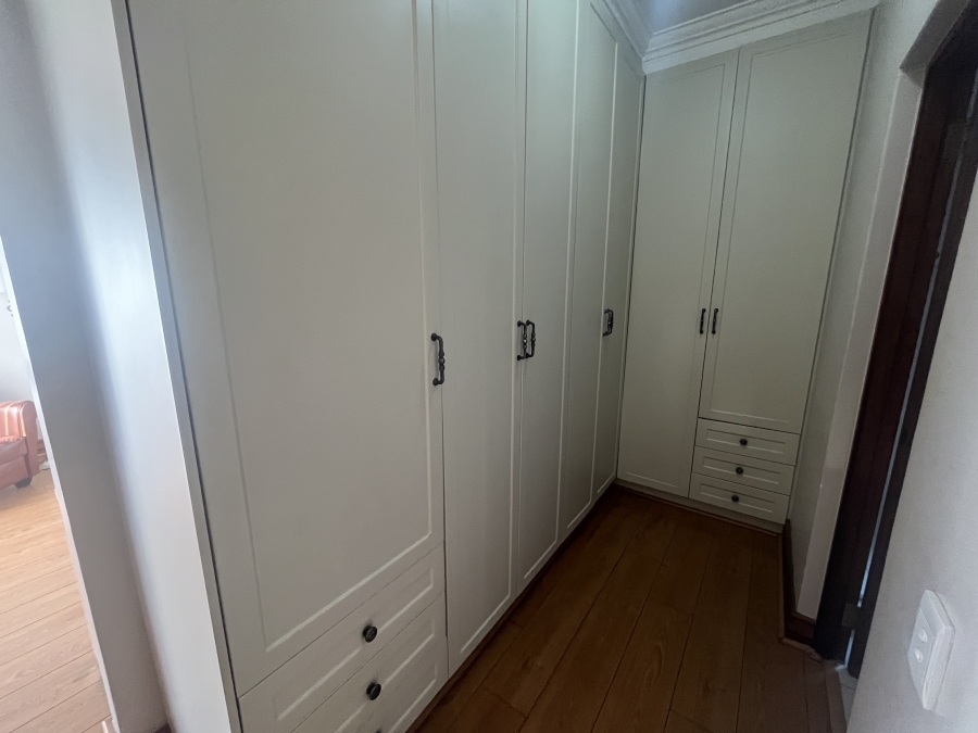 3 Bedroom Property for Sale in Marais Steyn Park Gauteng