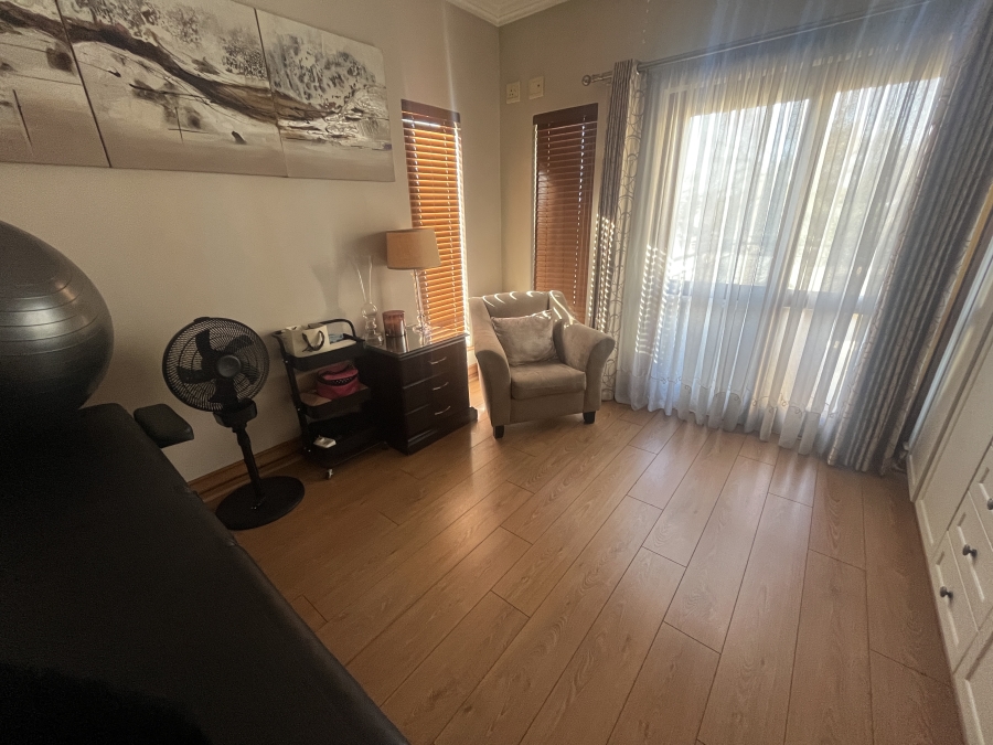 3 Bedroom Property for Sale in Marais Steyn Park Gauteng