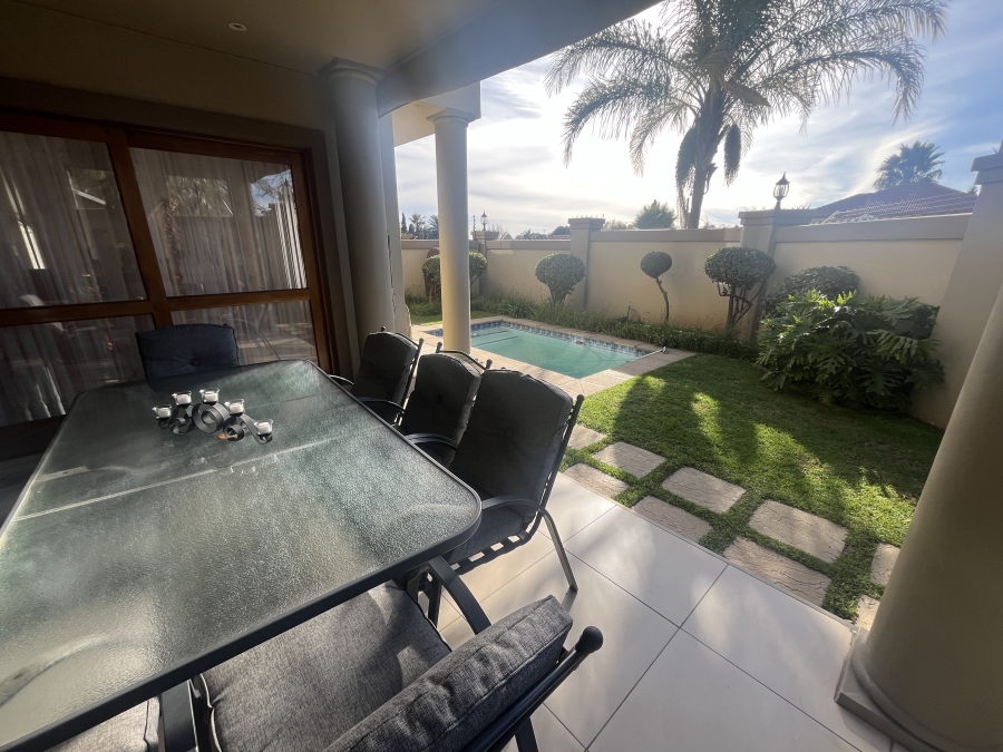 3 Bedroom Property for Sale in Marais Steyn Park Gauteng
