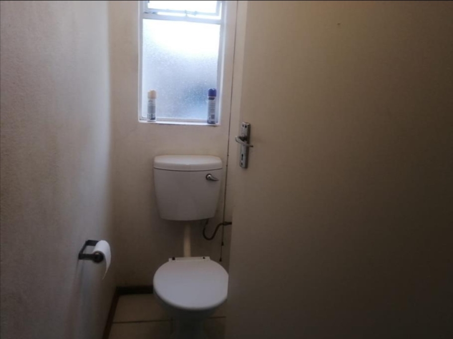 4 Bedroom Property for Sale in Nkwe Estate Gauteng