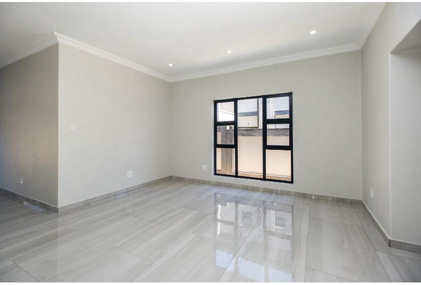 4 Bedroom Property for Sale in Kameeldrift East Gauteng