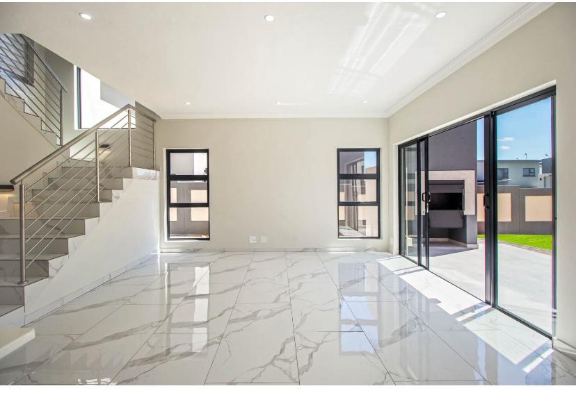 4 Bedroom Property for Sale in Kameeldrift East Gauteng