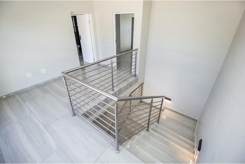 4 Bedroom Property for Sale in Kameeldrift East Gauteng