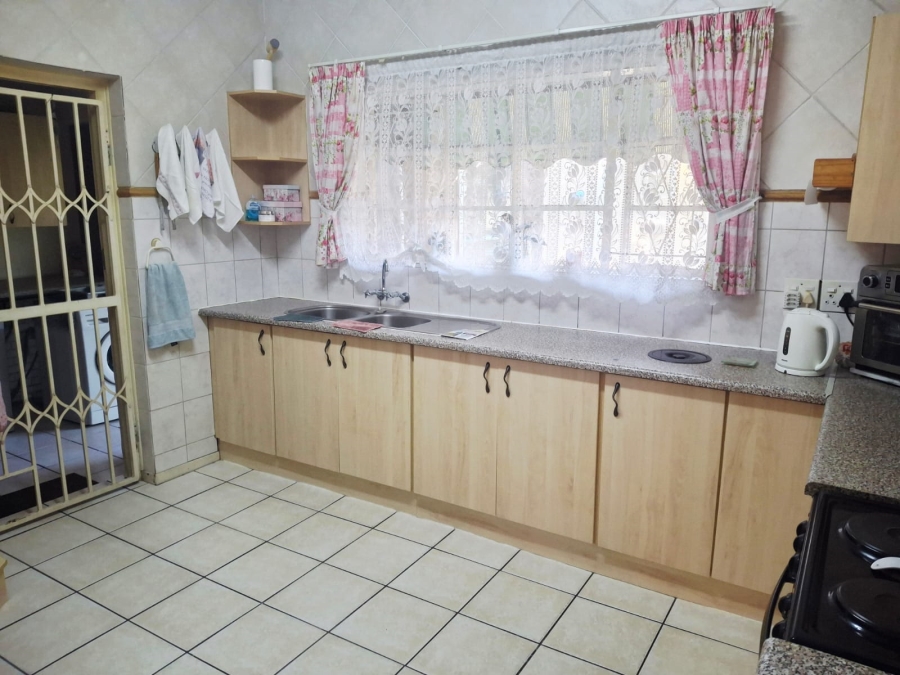 2 Bedroom Property for Sale in Villieria Gauteng