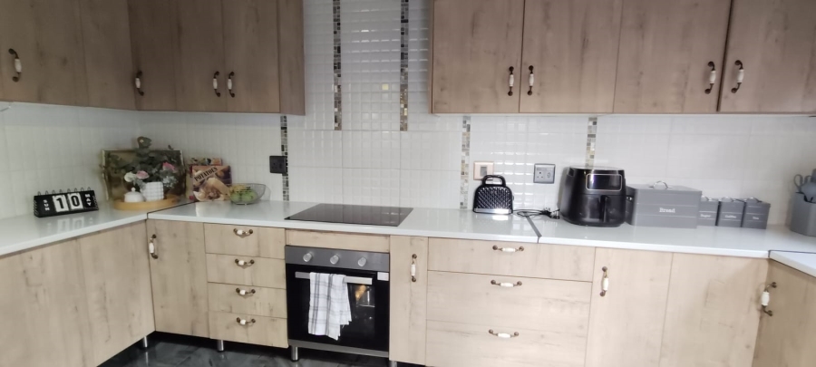 3 Bedroom Property for Sale in Fochville Gauteng