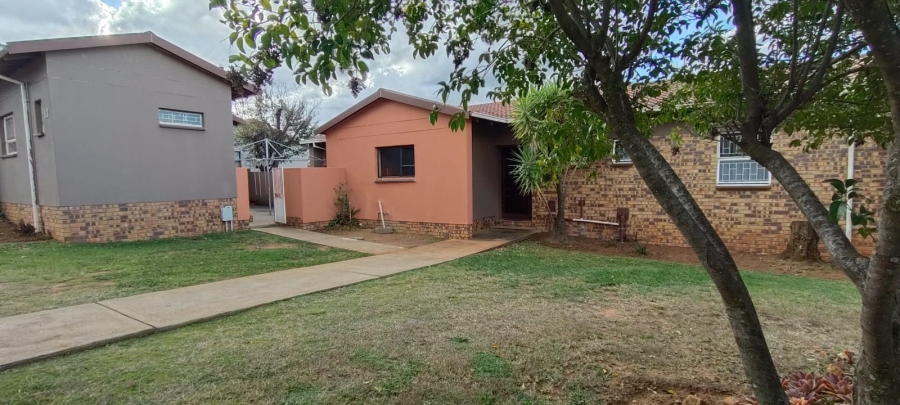 3 Bedroom Property for Sale in Fochville Gauteng