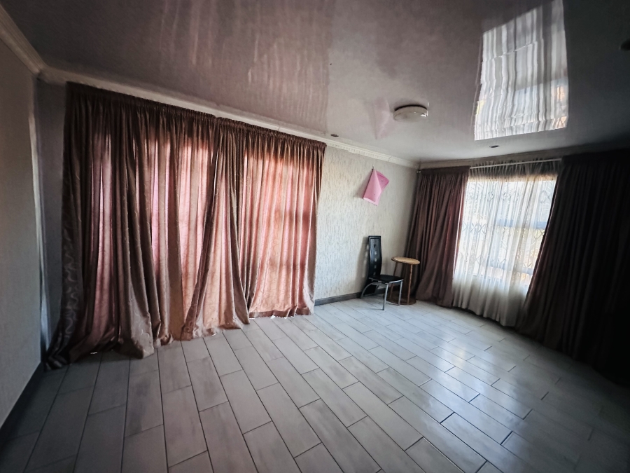 3 Bedroom Property for Sale in Sebokeng Zone 17 Gauteng