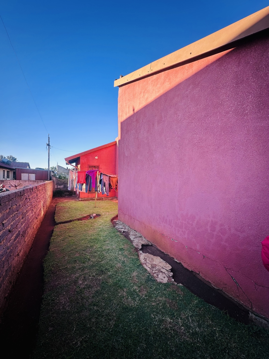 3 Bedroom Property for Sale in Sebokeng Zone 17 Gauteng