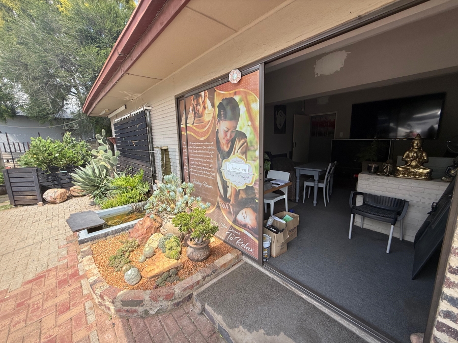 21 Bedroom Property for Sale in Three Rivers Gauteng