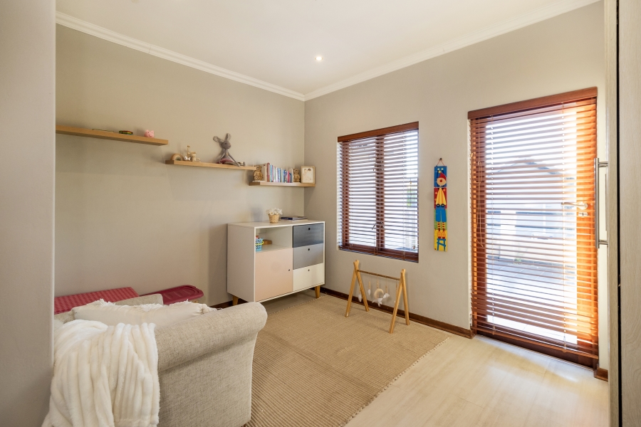 5 Bedroom Property for Sale in Olympus AH Gauteng