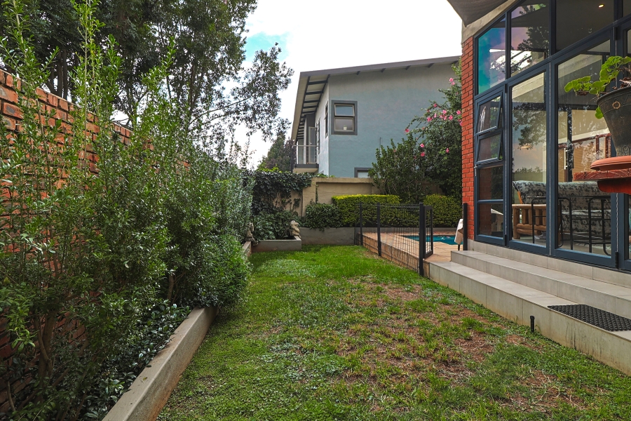 5 Bedroom Property for Sale in Olympus AH Gauteng