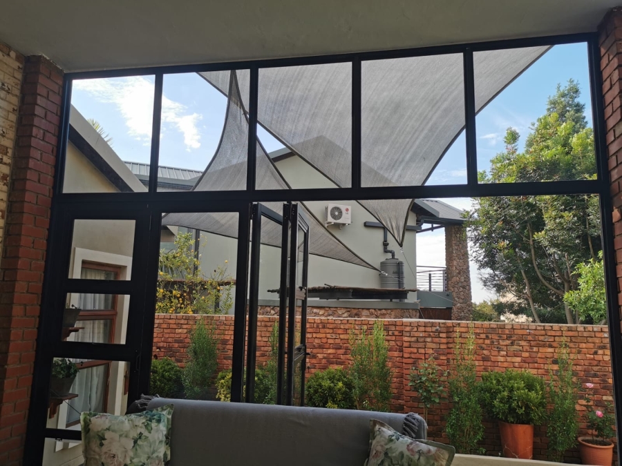 5 Bedroom Property for Sale in Olympus AH Gauteng