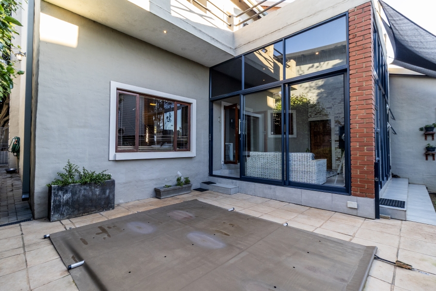 5 Bedroom Property for Sale in Olympus AH Gauteng
