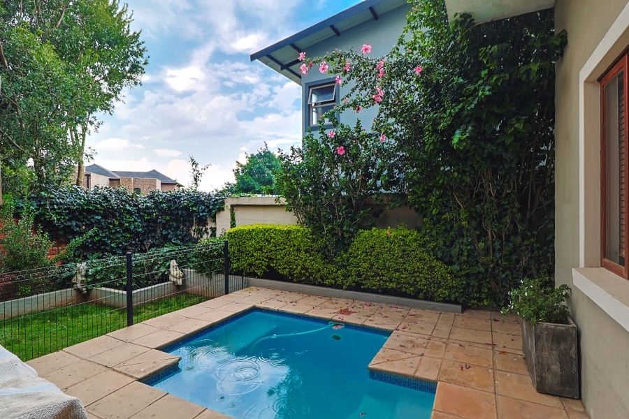 5 Bedroom Property for Sale in Olympus AH Gauteng