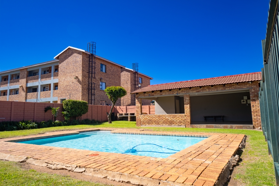 3 Bedroom Property for Sale in Groblerpark Gauteng