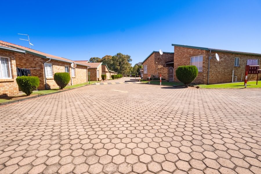 3 Bedroom Property for Sale in Groblerpark Gauteng