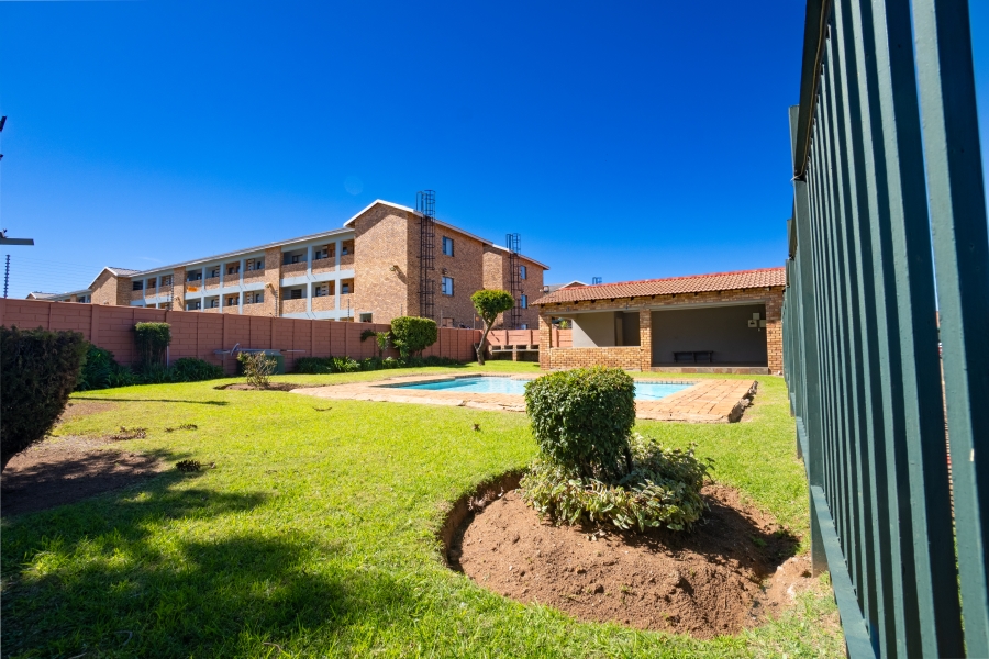 3 Bedroom Property for Sale in Groblerpark Gauteng