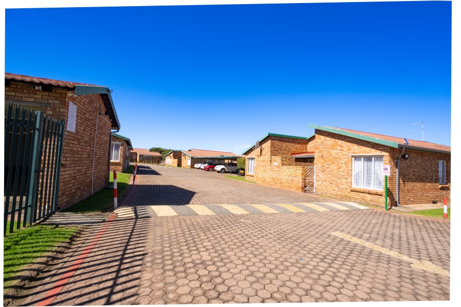 3 Bedroom Property for Sale in Groblerpark Gauteng