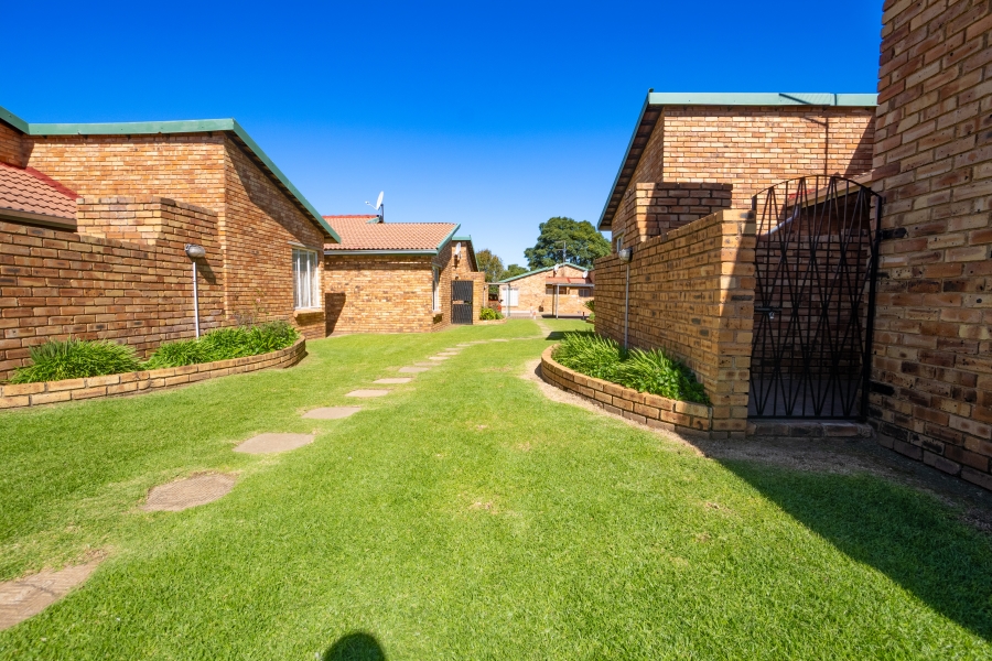 3 Bedroom Property for Sale in Groblerpark Gauteng