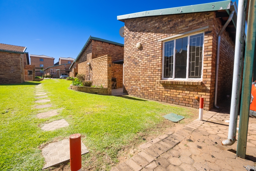 3 Bedroom Property for Sale in Groblerpark Gauteng