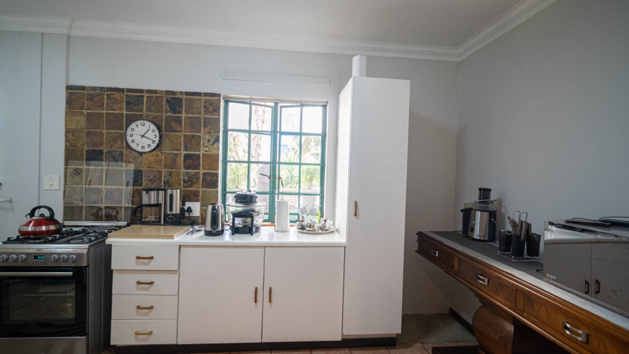 To Let 4 Bedroom Property for Rent in Farmall A H Gauteng