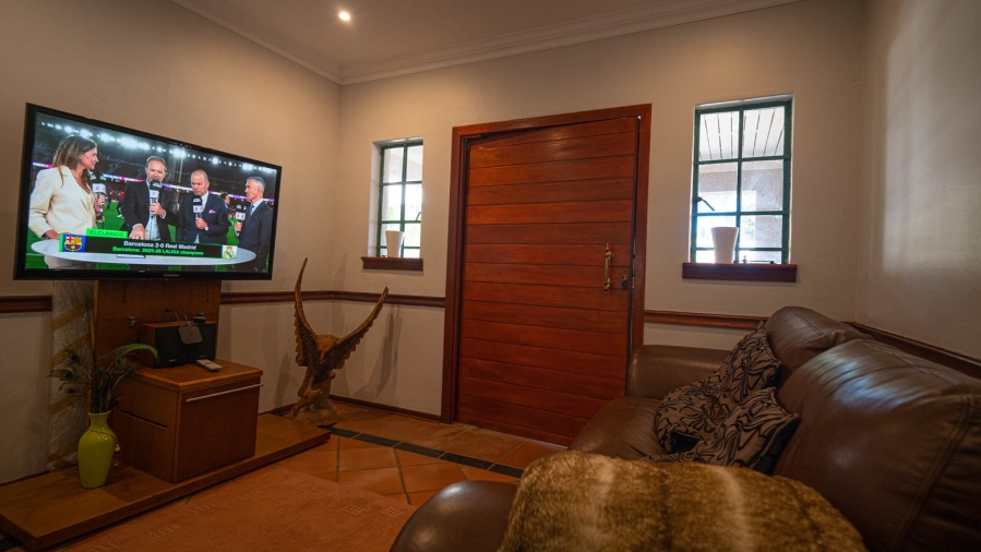 To Let 4 Bedroom Property for Rent in Farmall A H Gauteng