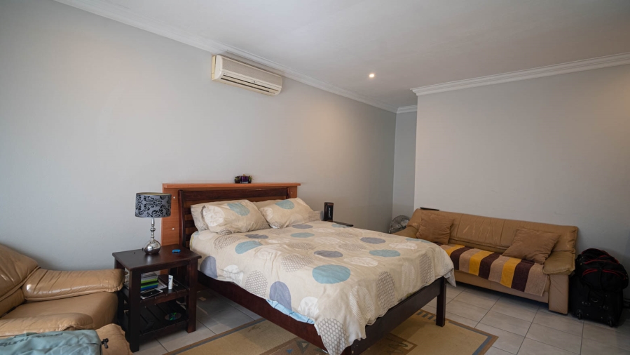 To Let 4 Bedroom Property for Rent in Farmall A H Gauteng