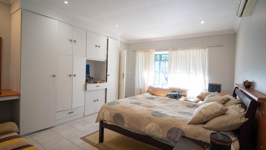 To Let 4 Bedroom Property for Rent in Farmall A H Gauteng