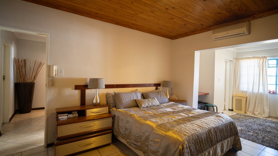 To Let 4 Bedroom Property for Rent in Farmall A H Gauteng