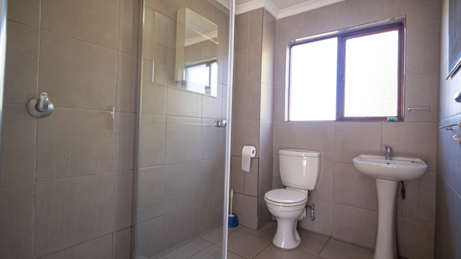2 Bedroom Property for Sale in Bryanston Gauteng