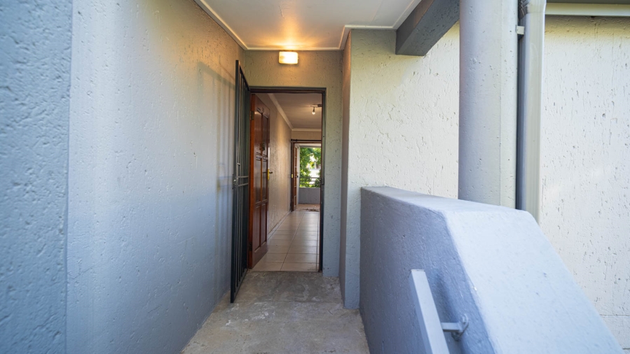 2 Bedroom Property for Sale in Bryanston Gauteng