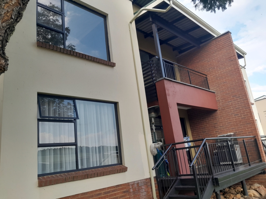 2 Bedroom Property for Sale in Glenvista Gauteng