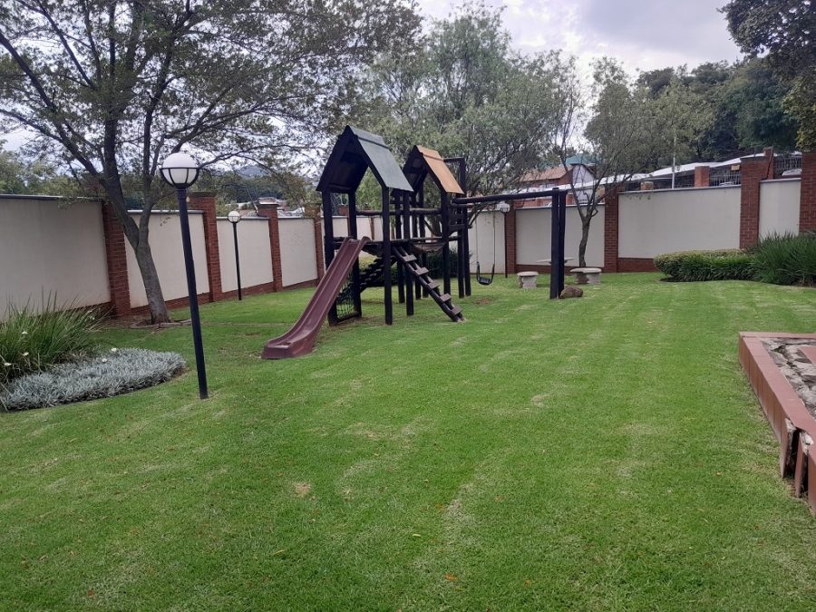 2 Bedroom Property for Sale in Glenvista Gauteng