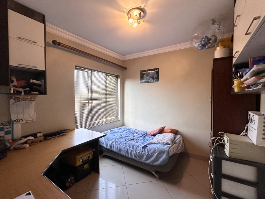 4 Bedroom Property for Sale in Thatchfield Estate Gauteng