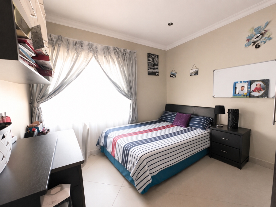 4 Bedroom Property for Sale in Thatchfield Estate Gauteng