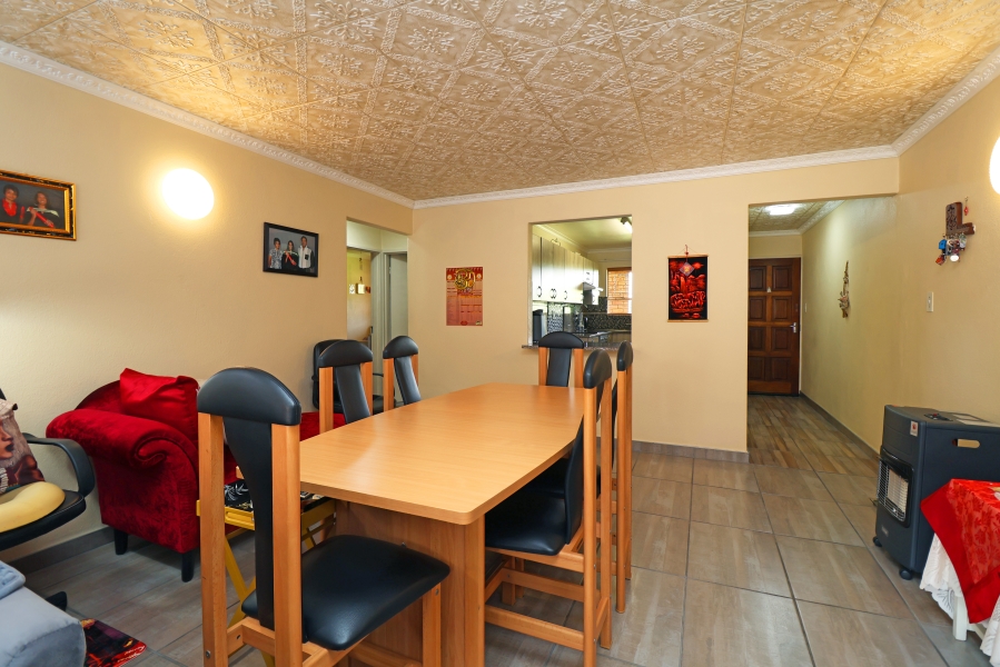 2 Bedroom Property for Sale in Northcliff Gauteng