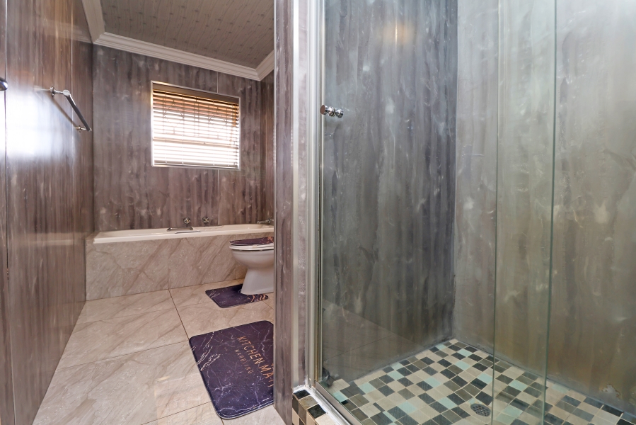 2 Bedroom Property for Sale in Northcliff Gauteng