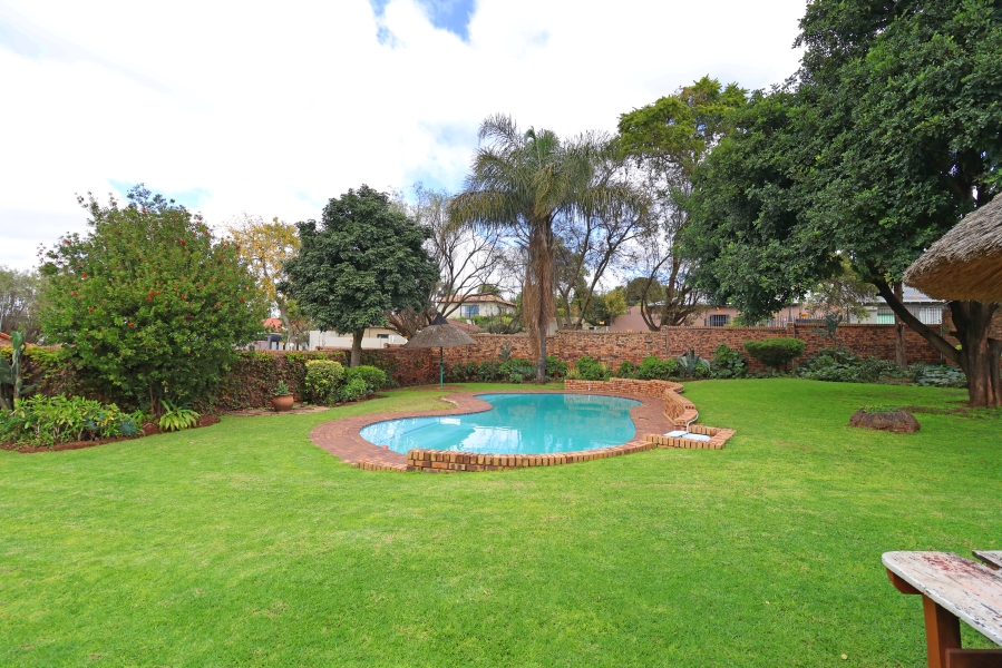 2 Bedroom Property for Sale in Northcliff Gauteng